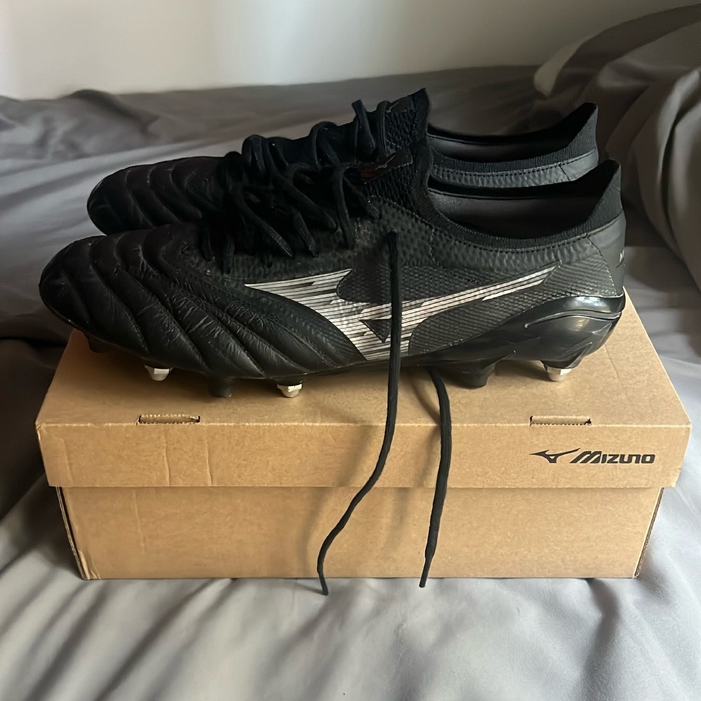 Mizuno Morelia Neo IV SG Cleats (2024)